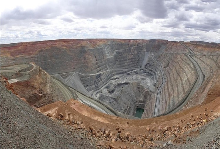 सोने का खदान